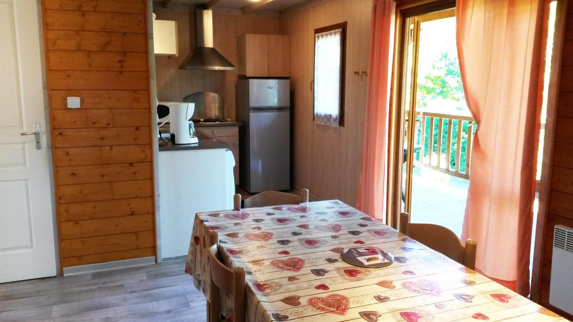 Chalets Du Lac Arcizans-Avant Екстериор снимка